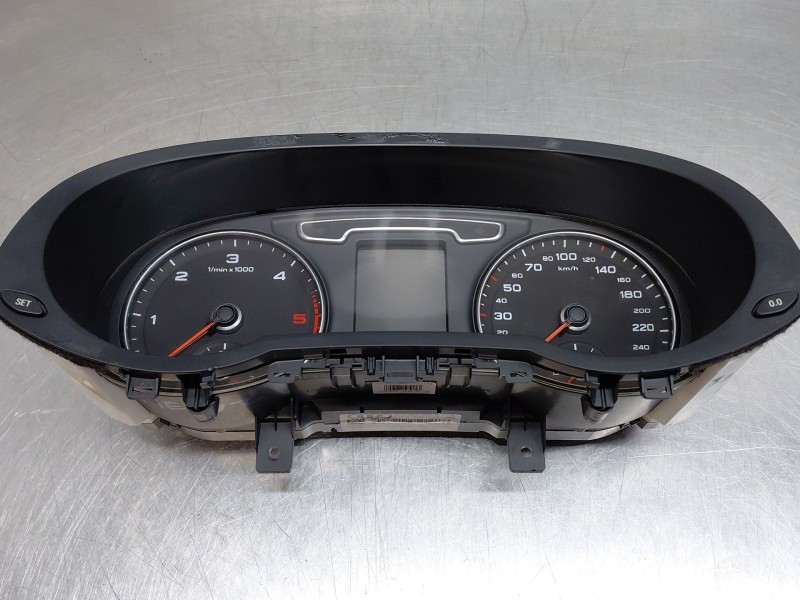 Recambio de cuadro instrumentos para audi q3 (8ub, 8ug) 2.0 tdi referencia OEM IAM   