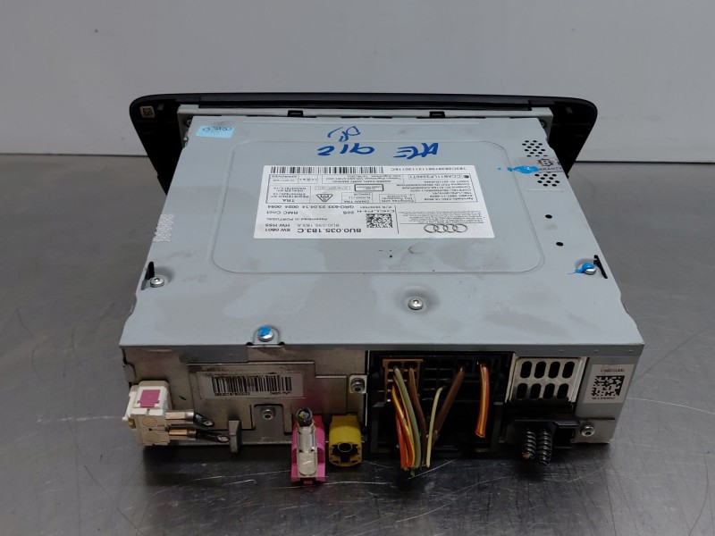 Recambio de sistema audio / radio cd para audi q3 (8ub, 8ug) 2.0 tdi referencia OEM IAM 8U0035183C  