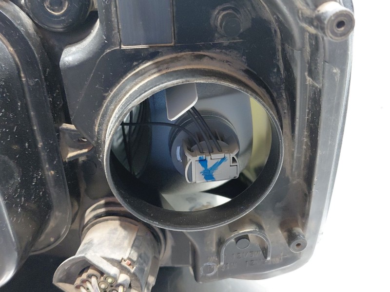 Recambio de faro derecho para land rover freelander 2 (l359) 2.2 td4 4x4 referencia OEM IAM LR001560  