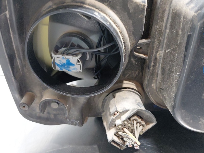 Recambio de faro izquierdo para land rover freelander 2 (l359) 2.2 td4 4x4 referencia OEM IAM LR001575  