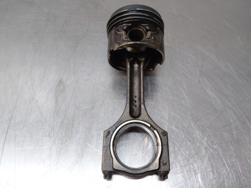 Recambio de biela para bmw serie 1 lim. (f20/f21) m pack referencia OEM IAM 11248473777  
