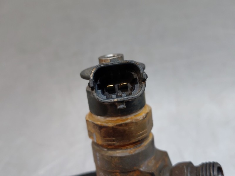 Recambio de inyector para citroën berlingo cuadro furgón referencia OEM IAM 0445110340  