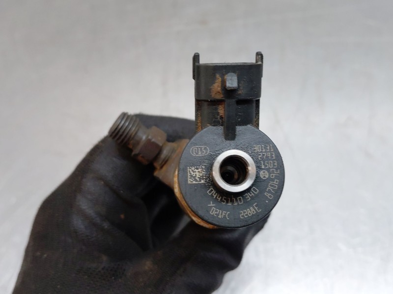 Recambio de inyector para citroën berlingo cuadro furgón referencia OEM IAM 0445110340  