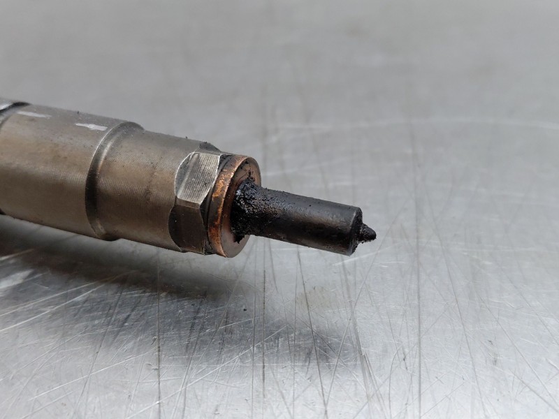 Recambio de inyector para citroën berlingo cuadro furgón referencia OEM IAM 0445110340  