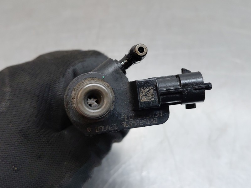 Recambio de inyector para land rover freelander 2 (l359) 2.2 td4 4x4 referencia OEM IAM LR006864 9659229180 