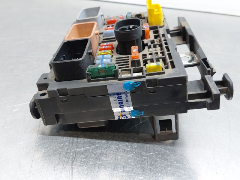 Recambio de caja reles / fusibles para peugeot 308 i (4a_, 4c_) 1.6 hdi referencia OEM IAM 9663100480  