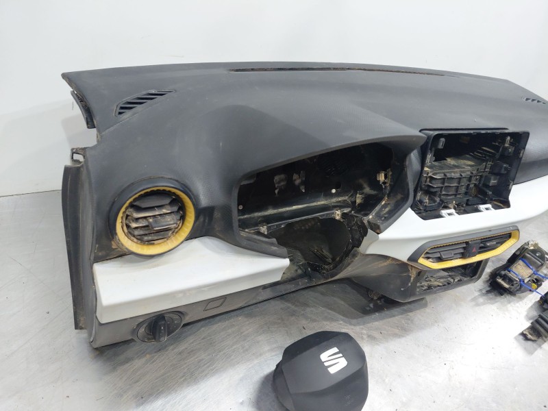 Recambio de kit airbag para seat ibiza (kj1) reference referencia OEM IAM 6F1857005GAIZ 6F0880201ANMNC 6F0880204F