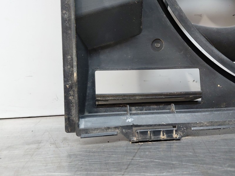 Recambio de electroventilador para bmw serie 1 lim. (f20/f21) m pack referencia OEM IAM 17427640508  
