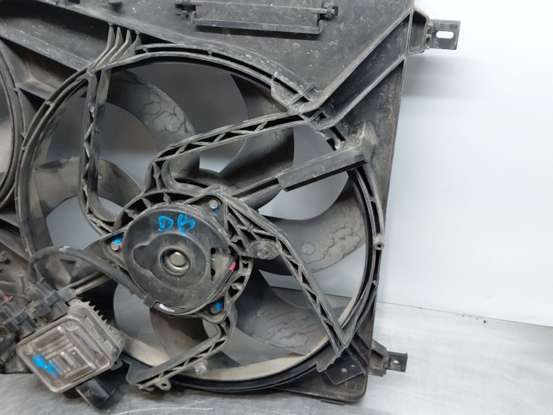 Recambio de electroventilador para land rover freelander 2 (l359) 2.2 td4 4x4 referencia OEM IAM LR011905  