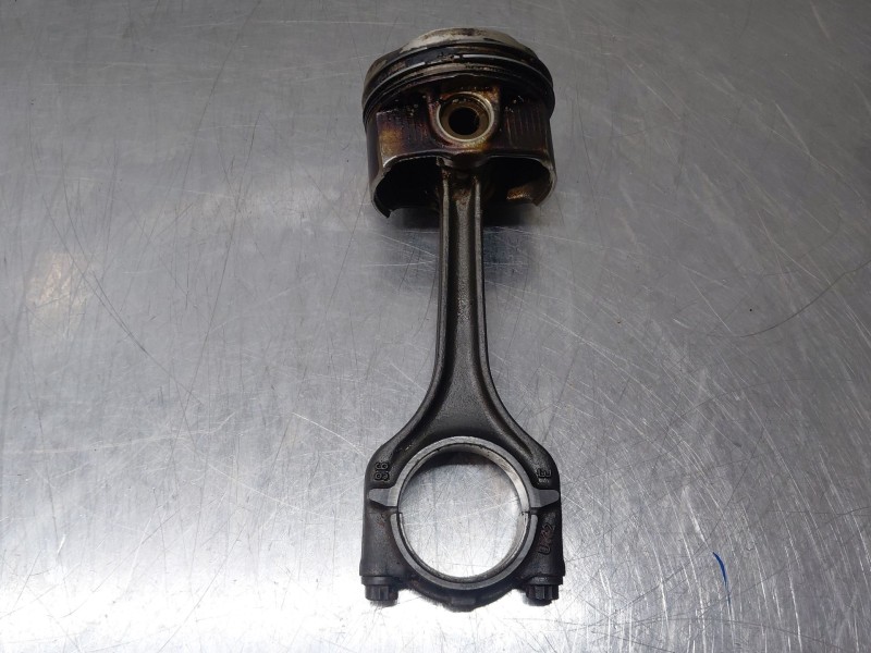 Recambio de biela para seat ibiza (kj1) reference referencia OEM IAM 05C198401A  