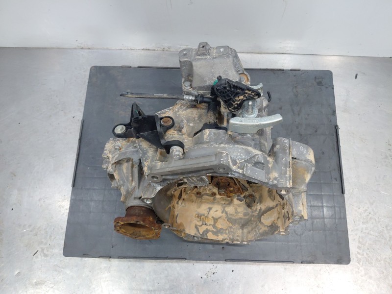 Recambio de caja cambios para seat ibiza (kj1) reference referencia OEM IAM 0AJ300043T UHC 