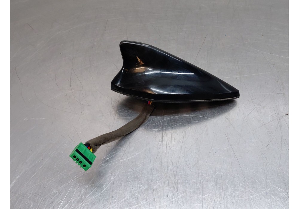 Recambio de antena para kia sportage v (nq5) referencia OEM IAM 96210R2300EB  