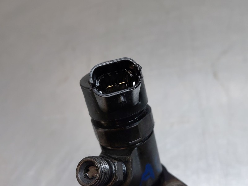 Recambio de inyector para ford focus ii (da_, hcp, dp) 1.6 tdci referencia OEM IAM 0445110188  