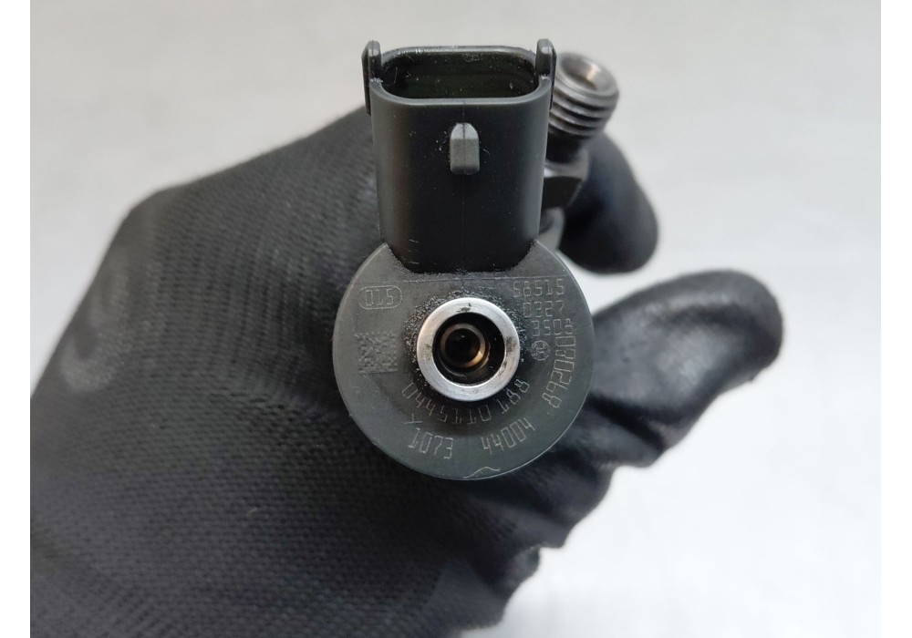 Recambio de inyector para ford focus ii (da_, hcp, dp) 1.6 tdci referencia OEM IAM 0445110188  