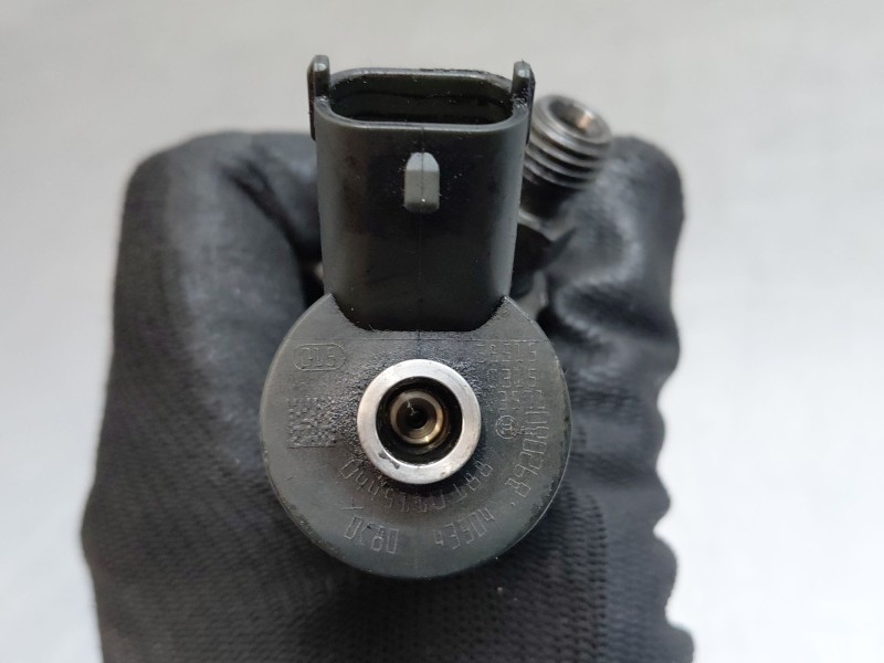 Recambio de inyector para ford focus ii (da_, hcp, dp) 1.6 tdci referencia OEM IAM 0445110188  