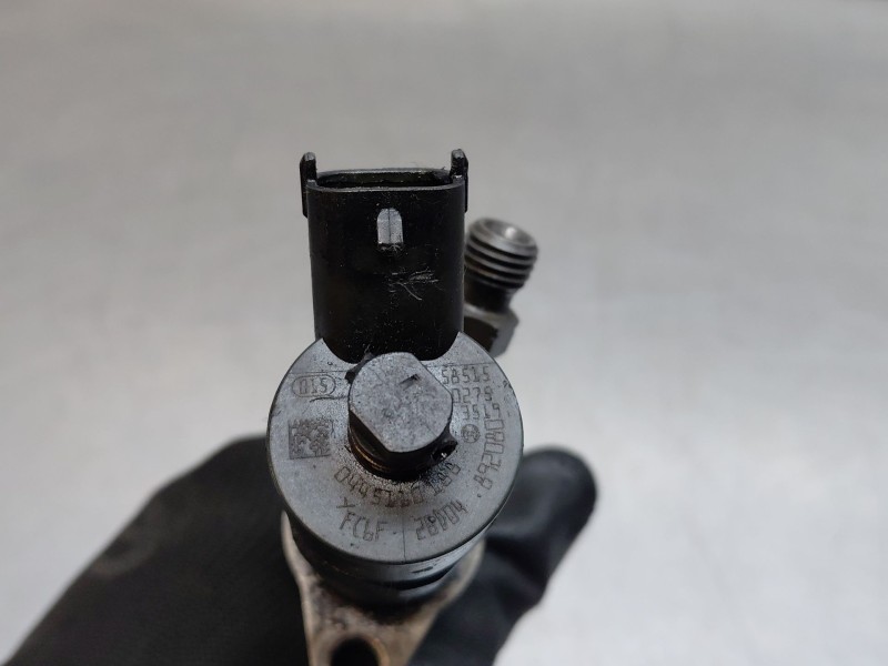 Recambio de inyector para ford focus ii (da_, hcp, dp) 1.6 tdci referencia OEM IAM 0445110188  