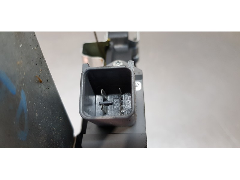 Recambio de elevalunas trasero derecho para bmw serie 1 berlina (e81/e87) 118d referencia OEM IAM 51357138468   Recambio de elevalunas trasero derecho para bmw serie 1 berlina (e81/e87) 118d referencia OEM IAM 51357138468