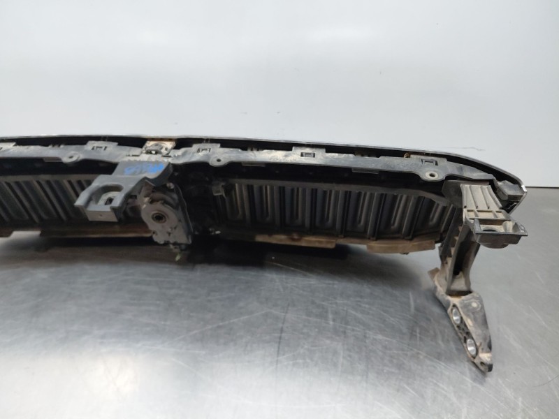 Recambio de rejilla delantera para bmw 3 touring (g21, g81) 318 d referencia OEM IAM   