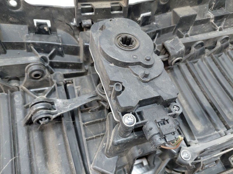 Recambio de rejilla delantera para bmw 3 touring (g21, g81) 318 d referencia OEM IAM   