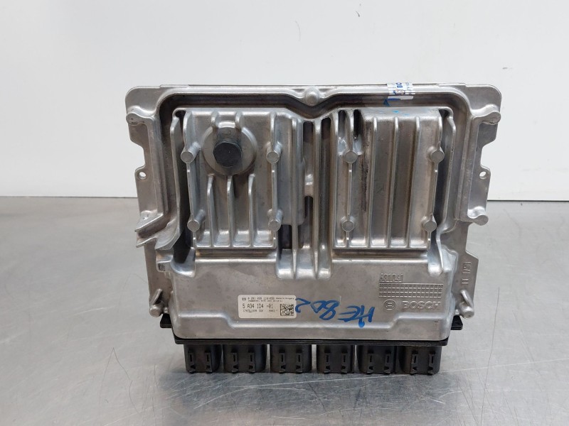 Recambio de centralita motor uce para bmw 3 touring (g21, g81) 318 d referencia OEM IAM 0281039110 5A341D401 