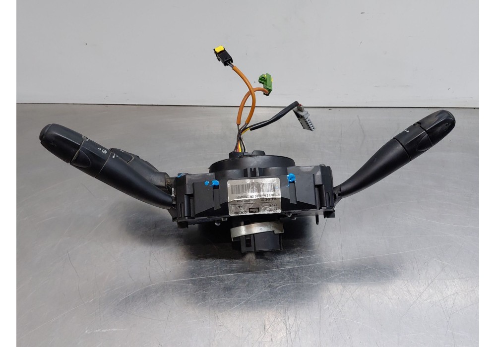 Recambio de mando multifuncion para peugeot 407 (6d_) 1.6 hdi 110 (6d9hzc, 6d9hyc) referencia OEM IAM 6242T0 96473051XT 