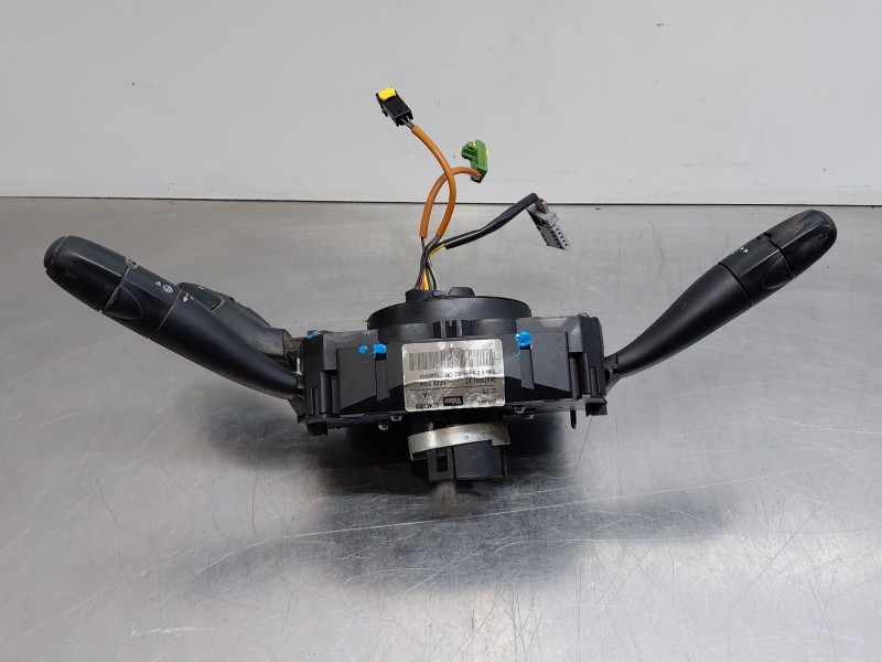 Recambio de mando multifuncion para peugeot 407 (6d_) 1.6 hdi 110 (6d9hzc, 6d9hyc) referencia OEM IAM 6242T0 96473051XT 