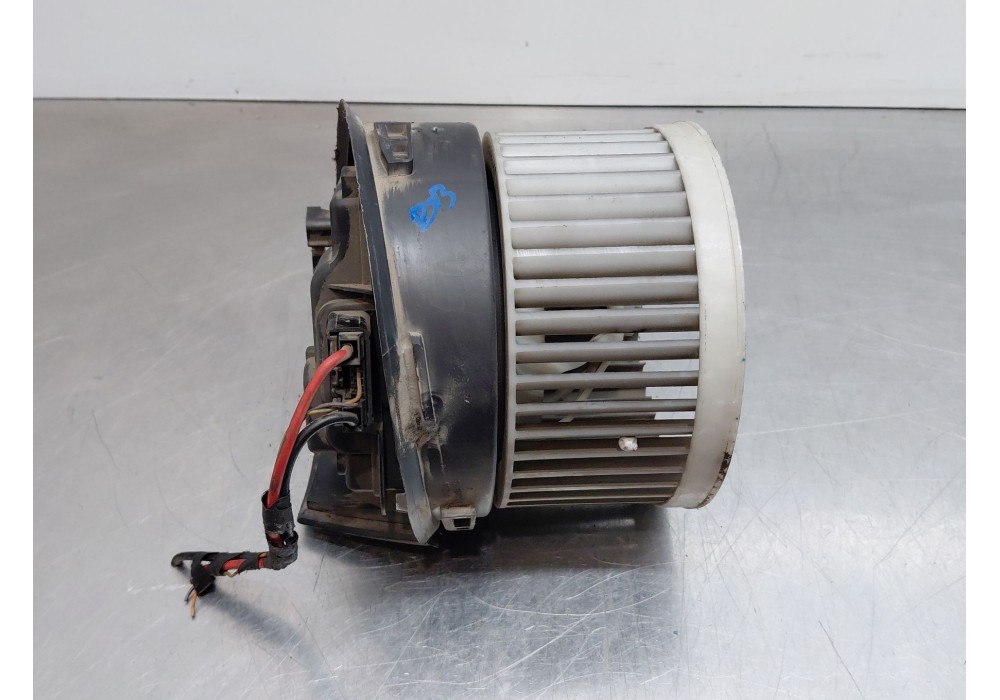 Recambio de motor calefaccion para peugeot 407 (6d_) 1.6 hdi 110 (6d9hzc, 6d9hyc) referencia OEM IAM 6441S3  