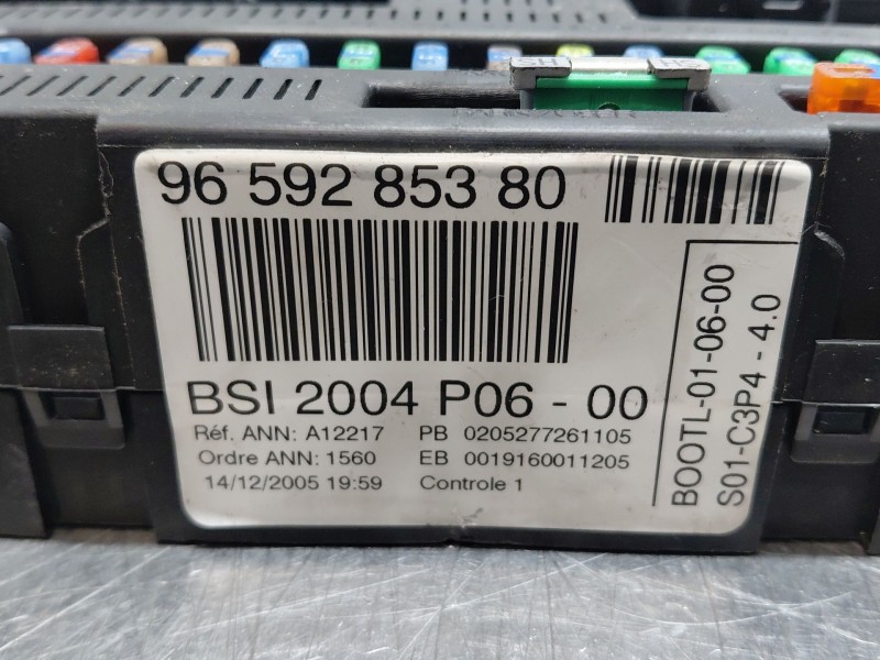 Recambio de caja reles / fusibles para citroën c3 i (fc_, fn_) 1.4 i referencia OEM IAM 9659285380  