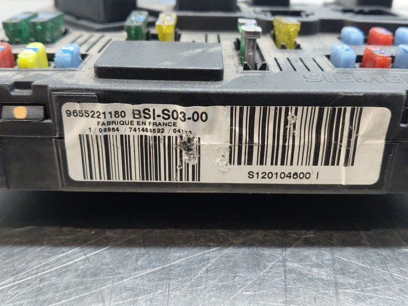 Recambio de caja reles / fusibles para peugeot 407 (6d_) 1.6 hdi 110 (6d9hzc, 6d9hyc) referencia OEM IAM 9655221180  