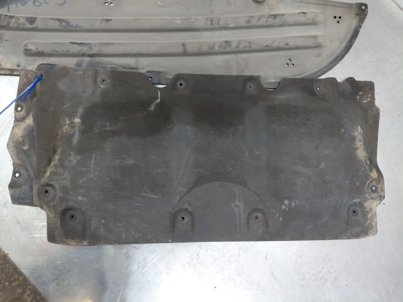 Recambio de cubrecarter para bmw 3 touring (g21, g81) 318 d referencia OEM IAM 51757340860  