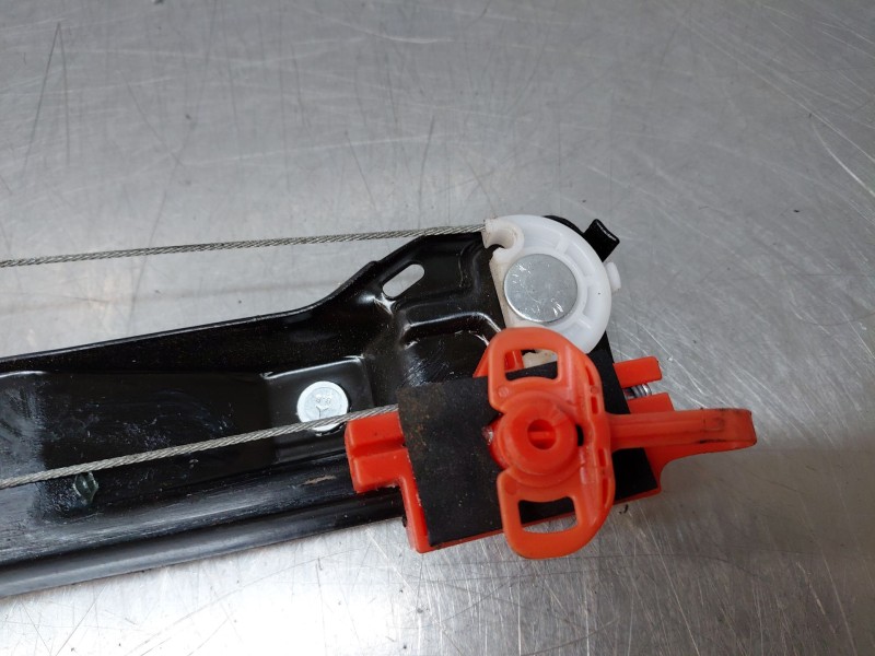 Recambio de elevalunas delantero izquierdo para fiat grande punto (199_) 1.3 d multijet referencia OEM IAM   