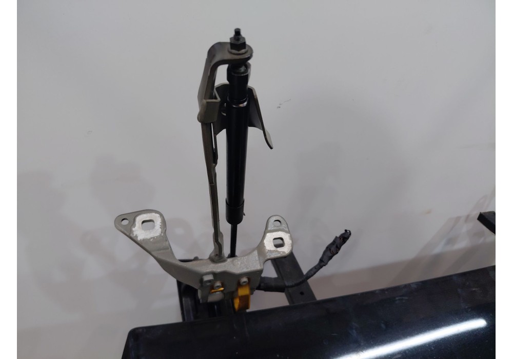 Recambio de porton trasero para bmw 3 touring (g21, g81) 318 d referencia OEM IAM 41007468059 41008492961 41008492962
