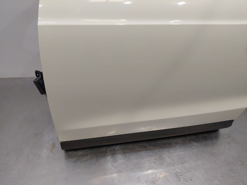Recambio de puerta delantera izquierda para audi q3 (8ub, 8ug) 2.0 tdi referencia OEM IAM 8U0831051B  