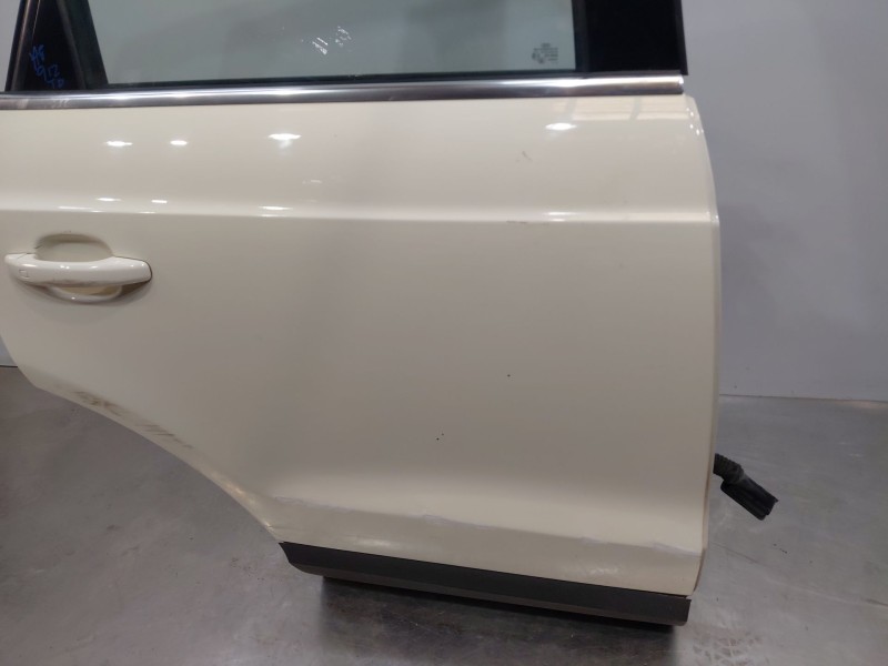 Recambio de puerta trasera derecha para audi q3 (8ub, 8ug) 2.0 tdi referencia OEM IAM 8U0833052A  