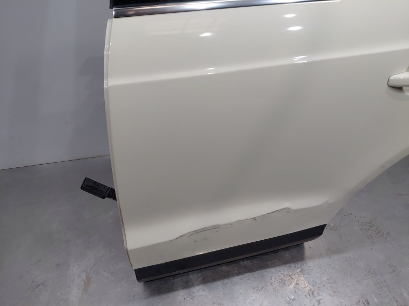 Recambio de puerta trasera izquierda para audi q3 (8ub, 8ug) 2.0 tdi referencia OEM IAM 8U0833051A  