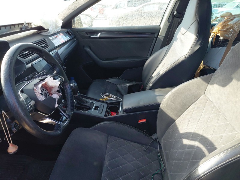 skoda superb iii station wagon (3v5) del año 2022