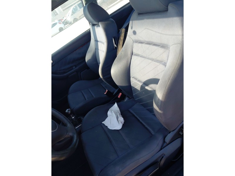 audi a3 (8l1) del año 2003