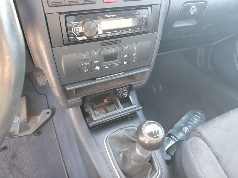 audi a3 (8l1) del año 2003