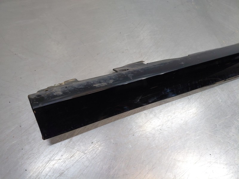 Recambio de faldon lateral para bmw 3 touring (g21, g81) 318 d referencia OEM IAM 51778493950  
