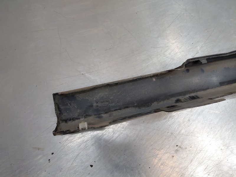 Recambio de faldon lateral para bmw 3 touring (g21, g81) 318 d referencia OEM IAM 51778493950  