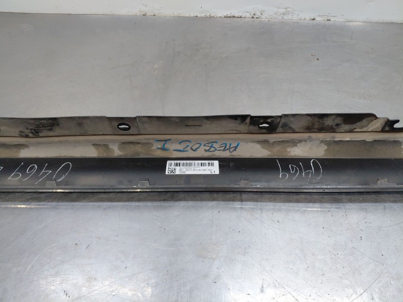 Recambio de faldon lateral para bmw 3 touring (g21, g81) 318 d referencia OEM IAM 51778493949  