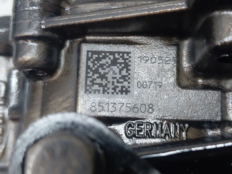 Recambio de bomba aceite para bmw serie 3 touring (f31) 318d sport line referencia OEM IAM 11418513756  