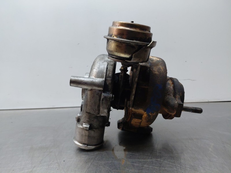 Recambio de turbocompresor para bmw serie 3 touring (e46) 330d referencia OEM IAM 11652249950  