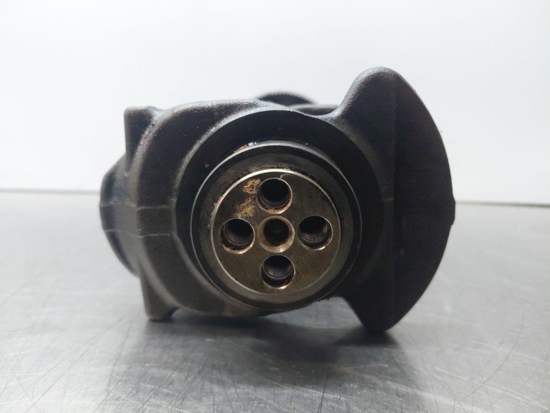 Recambio de cigueñal para bmw serie 3 touring (f31) 318d sport line referencia OEM IAM 11218593868  