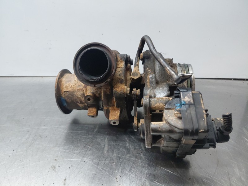Recambio de turbocompresor para bmw serie 3 touring (f31) 318d sport line referencia OEM IAM 11658513641  
