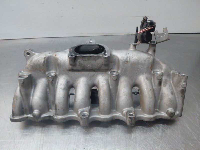 Recambio de colector admision para ssangyong rodius xdi referencia OEM IAM   