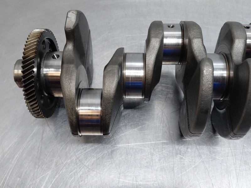 Recambio de cigueñal para audi q5 (8r) 2.0 tdi (125kw) referencia OEM IAM 03L105021C  