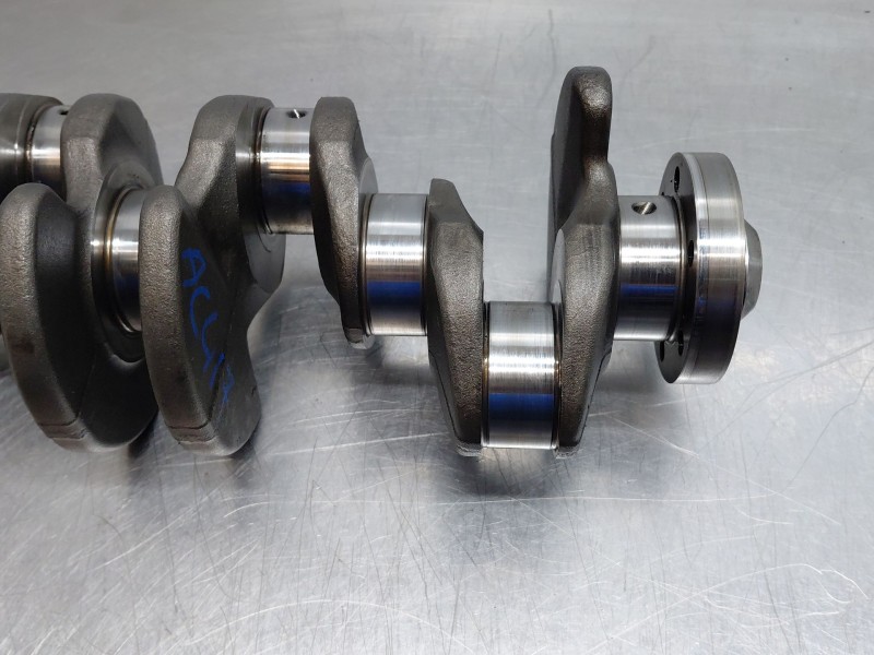 Recambio de cigueñal para audi q5 (8r) 2.0 tdi (125kw) referencia OEM IAM 03L105021C  