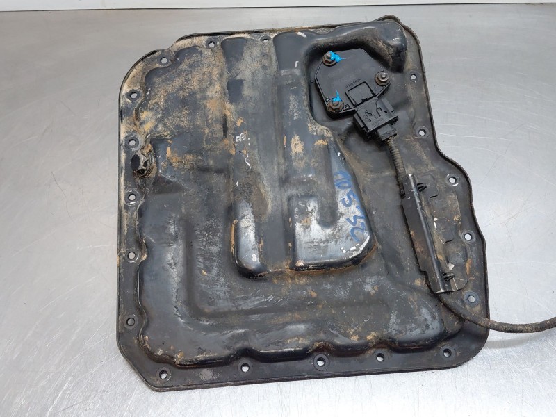 Recambio de carter para hyundai ix35 style awd referencia OEM IAM 215202F010  