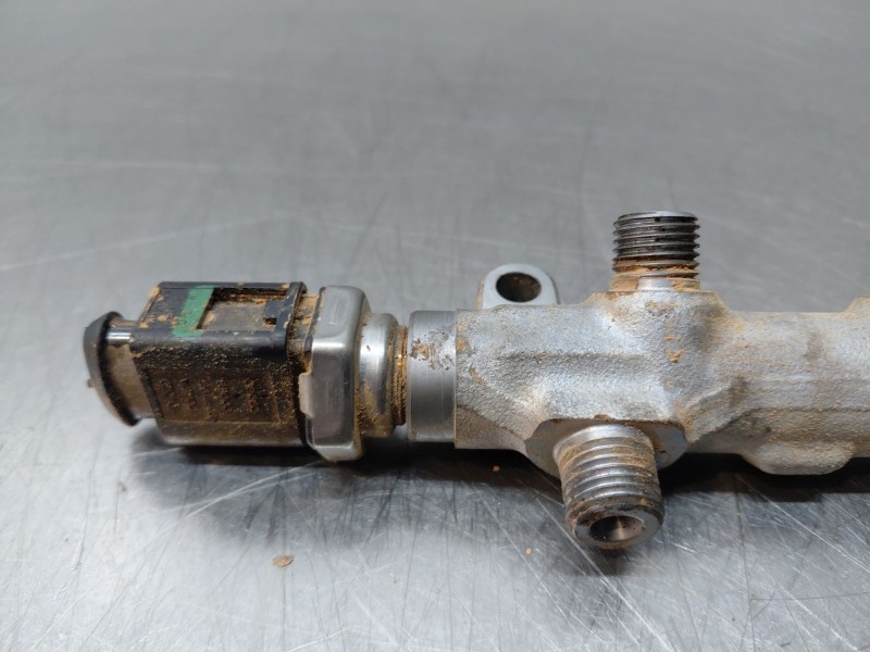 Recambio de rampa inyectora para audi a6 berlina (4a2) 40 tdi basic referencia OEM IAM   